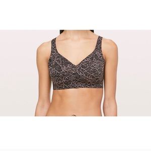 NWT Lululemon Like Nothing Sports Bra